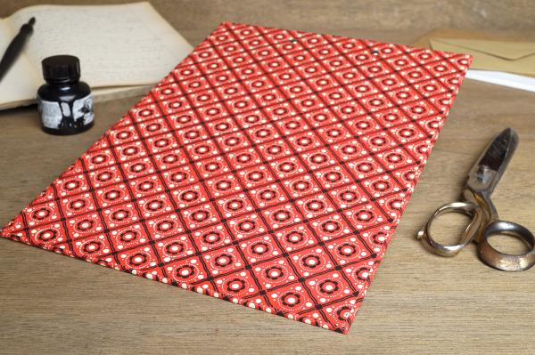 Handmade clipboard for DIN A4 paper